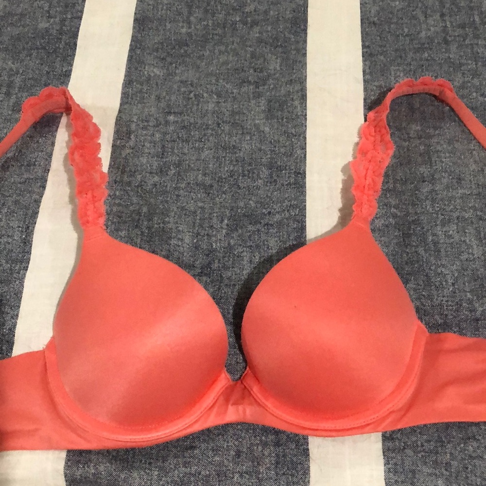 Push-up bra